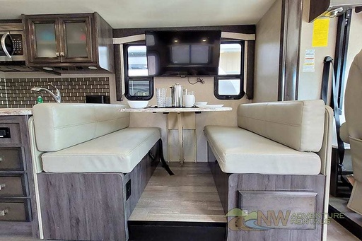 2020 Fleetwood Flair 28A Class A Motorhome for rent in Spokane Valley, WA