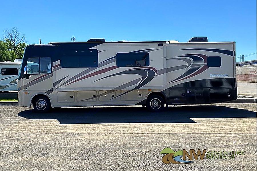 Photo 11 - 2019 Forest River Class A Motorhome rental photo 13