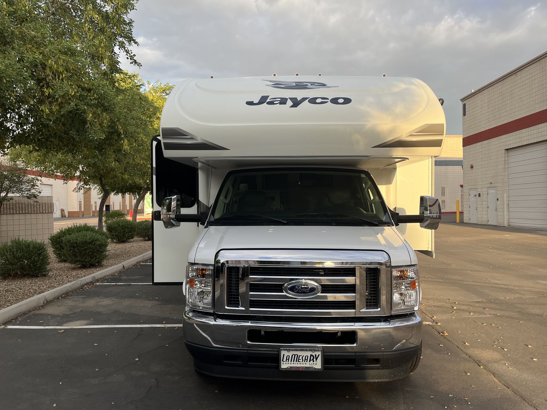 Photo 0 - 2021 Jayco Class C Motorhome rental photo 2