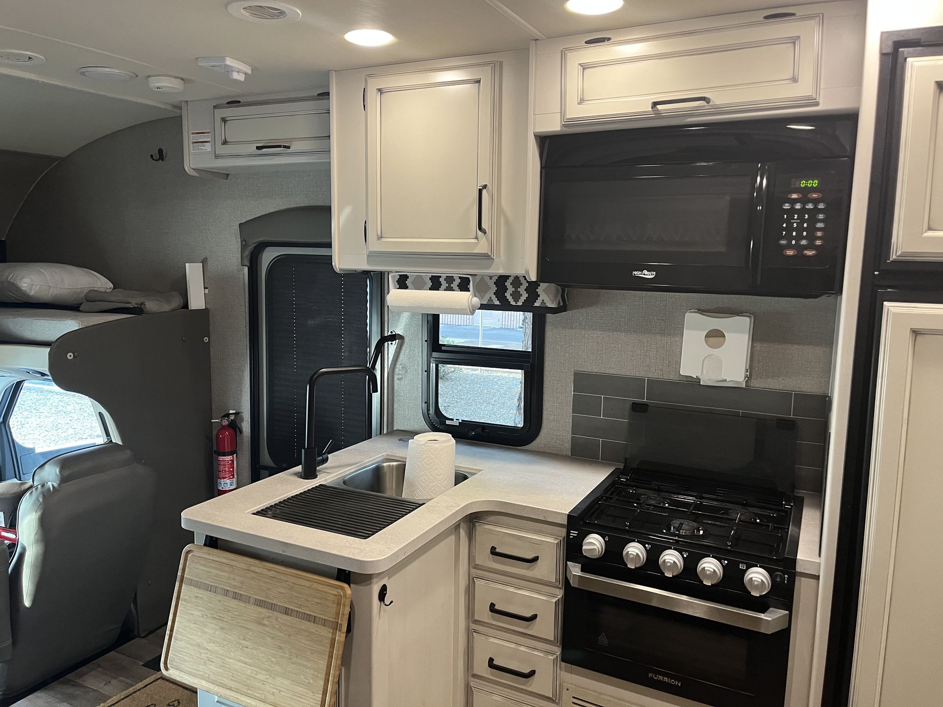 Photo 8 - 2021 Jayco Class C Motorhome rental photo 9
