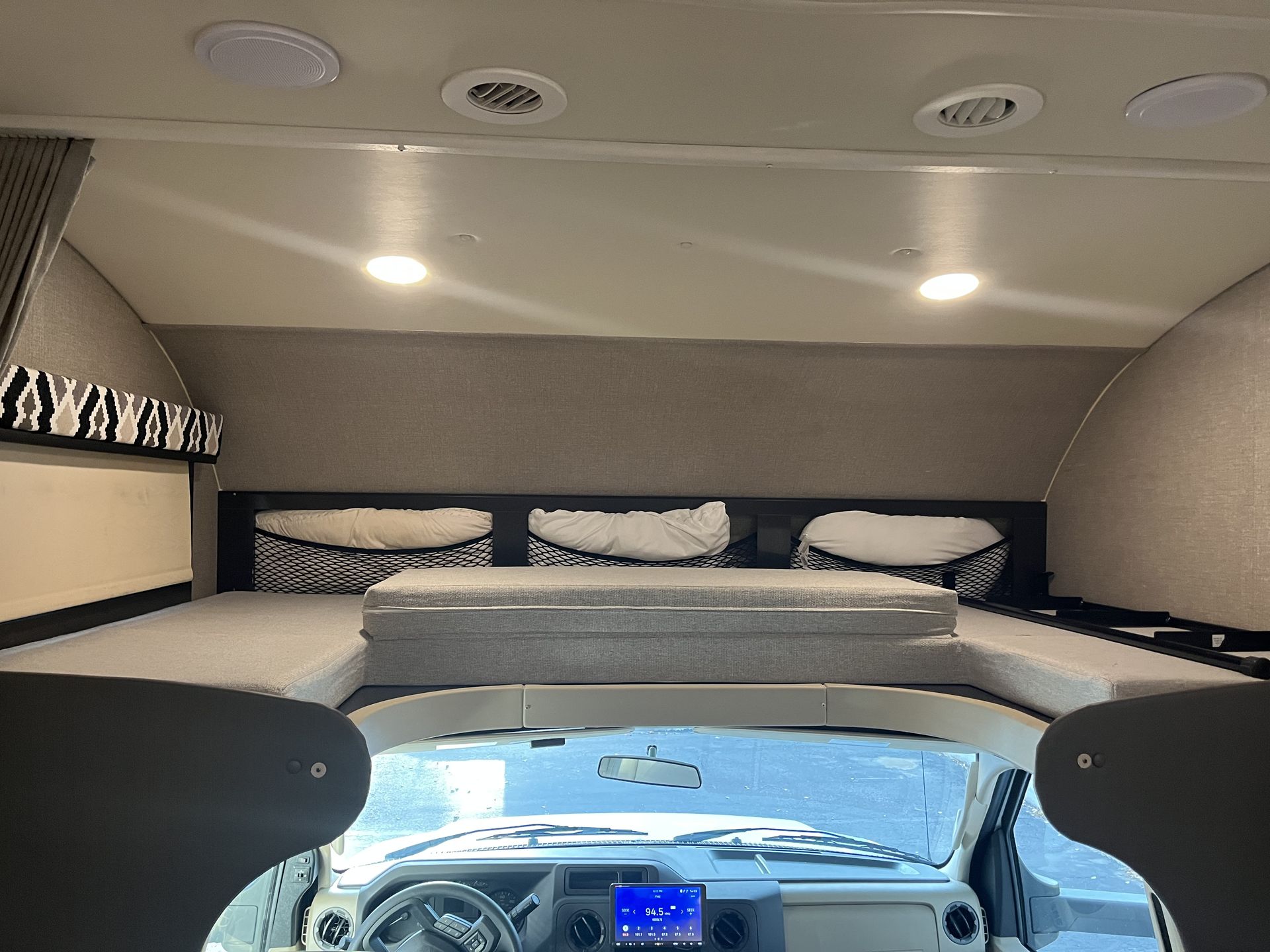 Photo 15 - 2021 Jayco Class C Motorhome rental photo 15