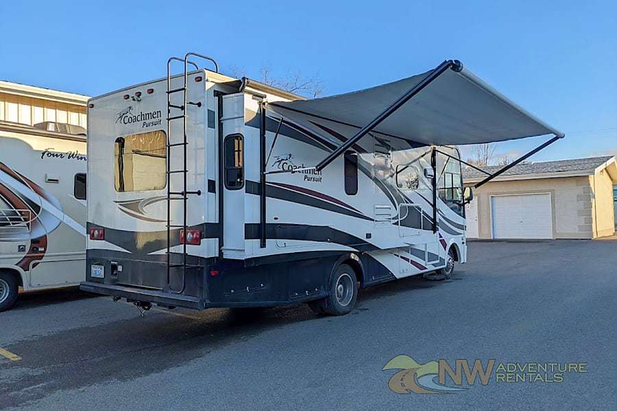 Photo 8 - 2018 Coachmen Class A Motorhome rental photo 10