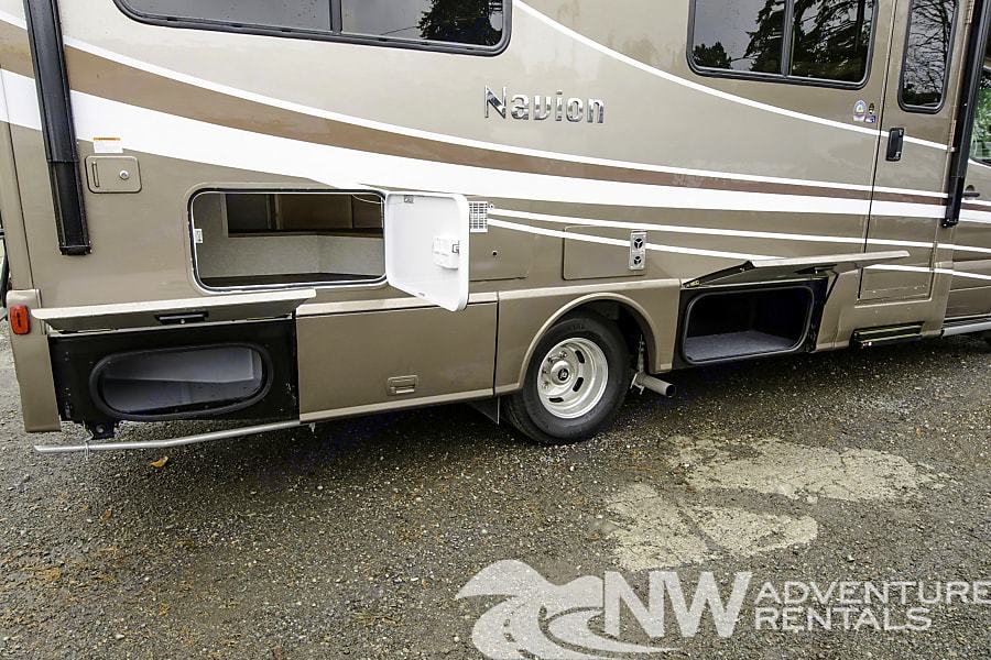 Photo 18 - 2018 Itasca Class C Motorhome rental photo 20