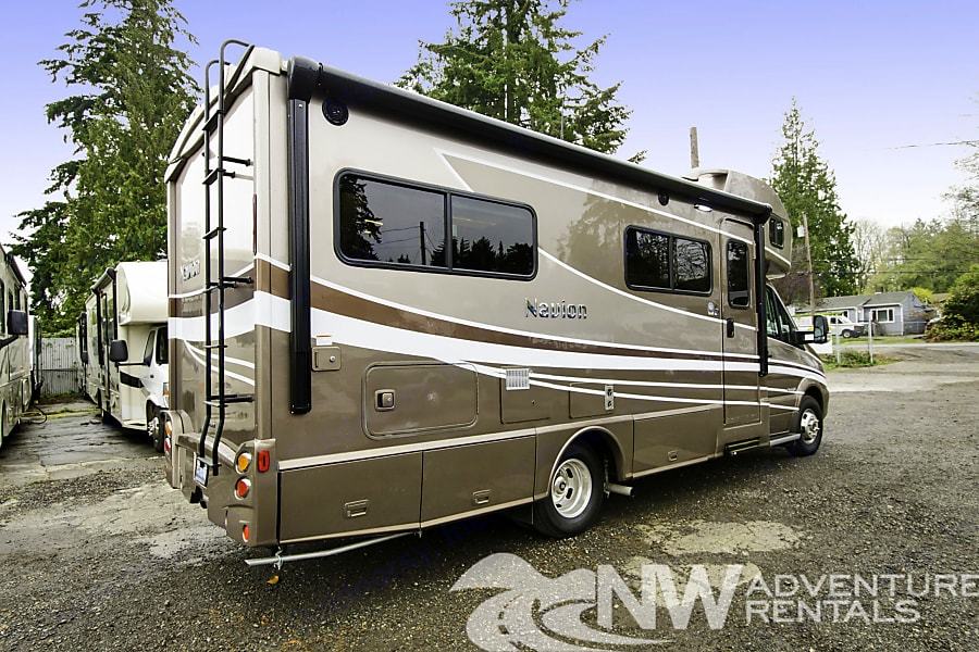 Photo 19 - 2018 Itasca Class C Motorhome rental photo 21
