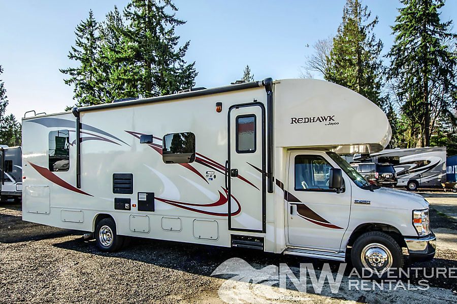 Photo 17 - 2016 Jayco Class C Motorhome rental photo 19
