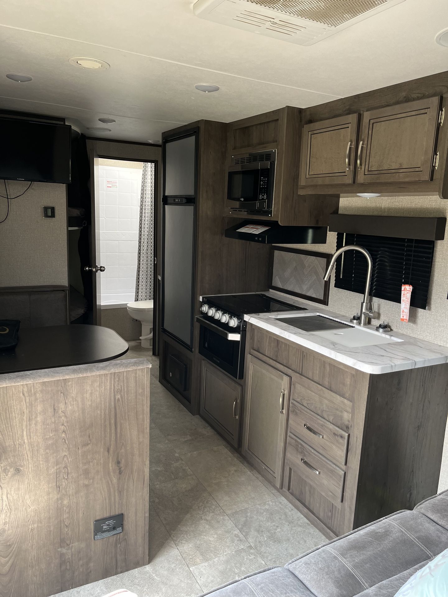 Photo 10 - 2020 Jayco Travel Trailer rental photo 12