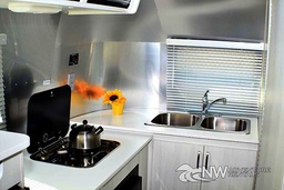 Photo 0 thumbnail 9