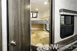 Photo 6 thumbnail 8