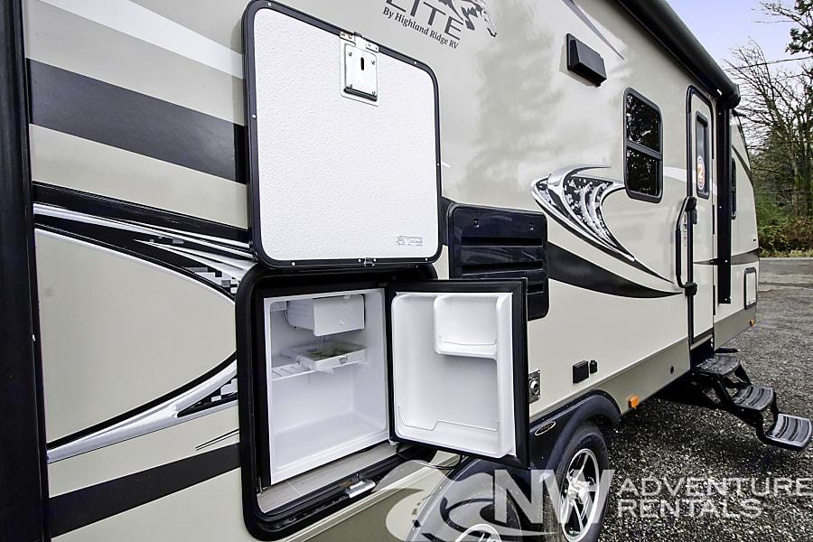 Photo 9 - 2017 Open Range Travel Trailer rental photo 11