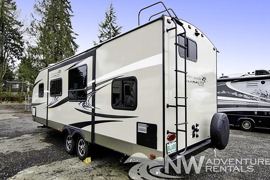 Photo 18 - 2017 Open Range Travel Trailer rental photo 20