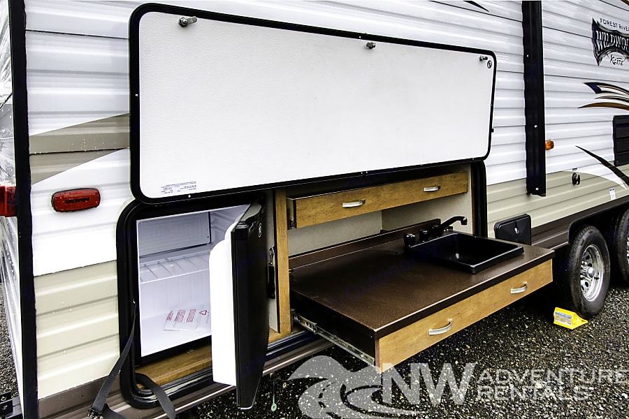 Photo 19 - 2017 Forest River Travel Trailer rental photo 21