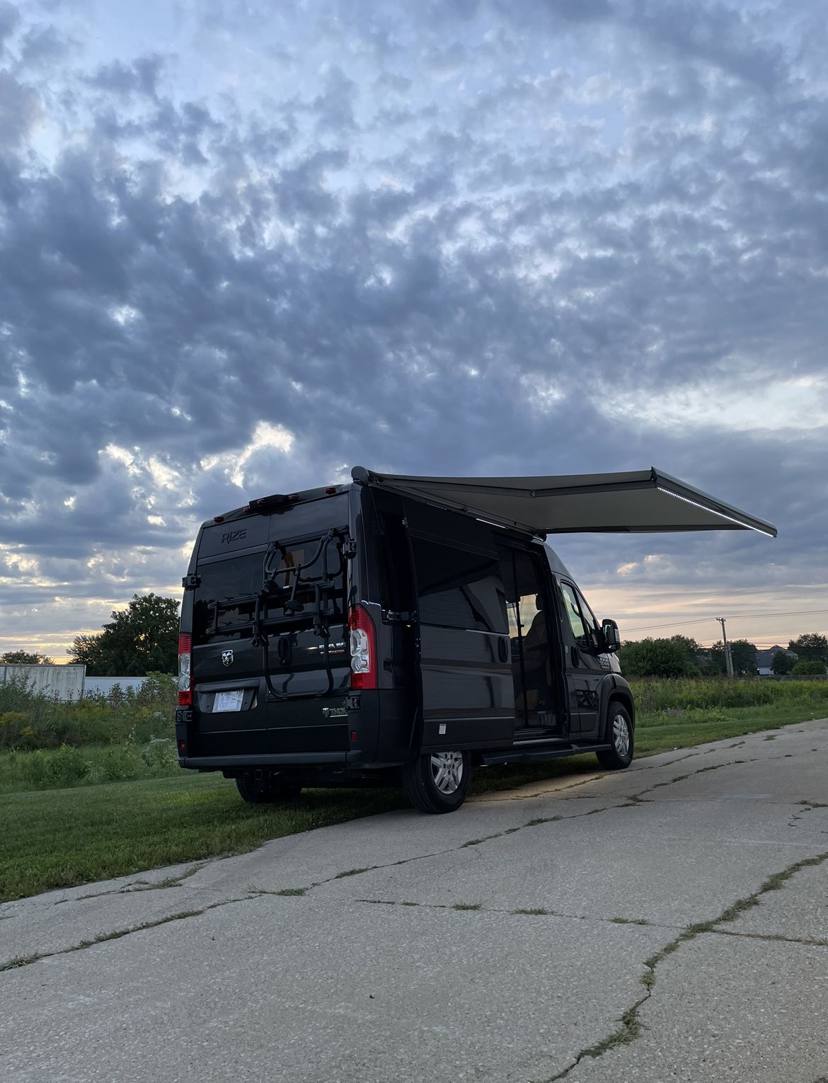 Photo 15 - 2022 Thor Motor Coach Class B Motorhome rental photo 17