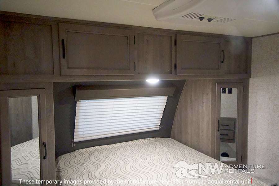 Photo 13 - 2021 Coachmen Travel Trailer rental photo 15