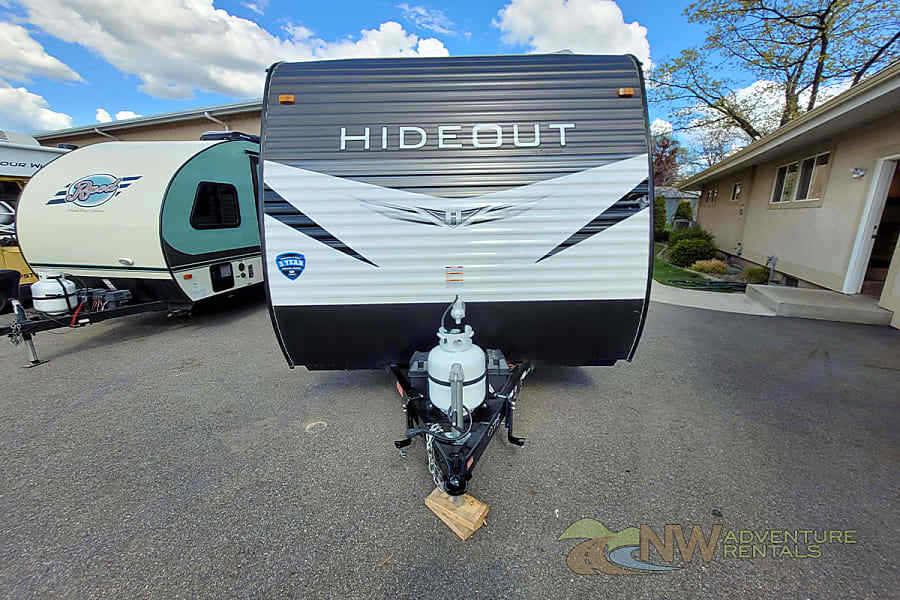 Photo 14 - 2020 Keystone Travel Trailer rental photo 16