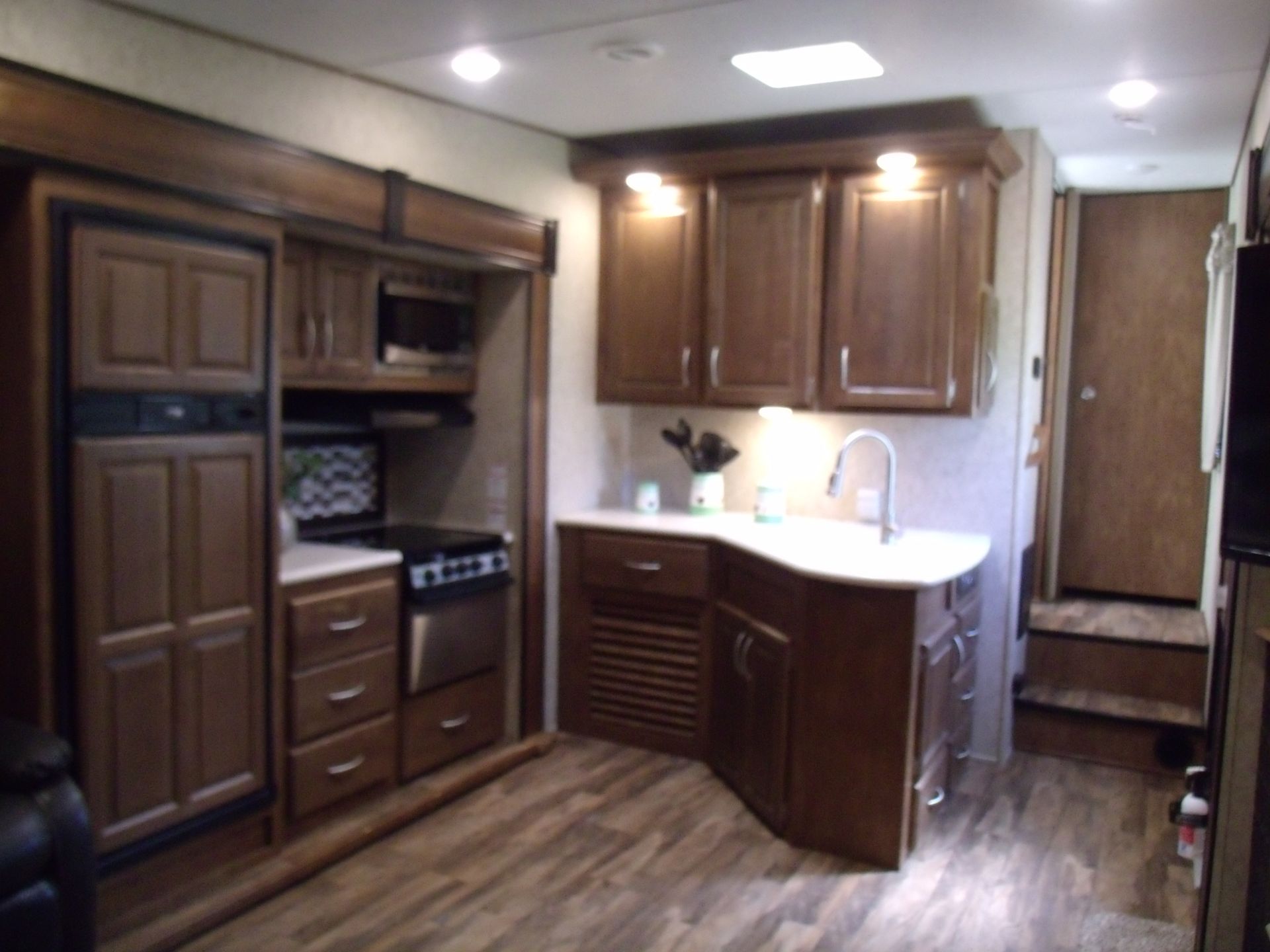 Photo 5 - 2017 Forest River Fifth Wheel rental photo 7