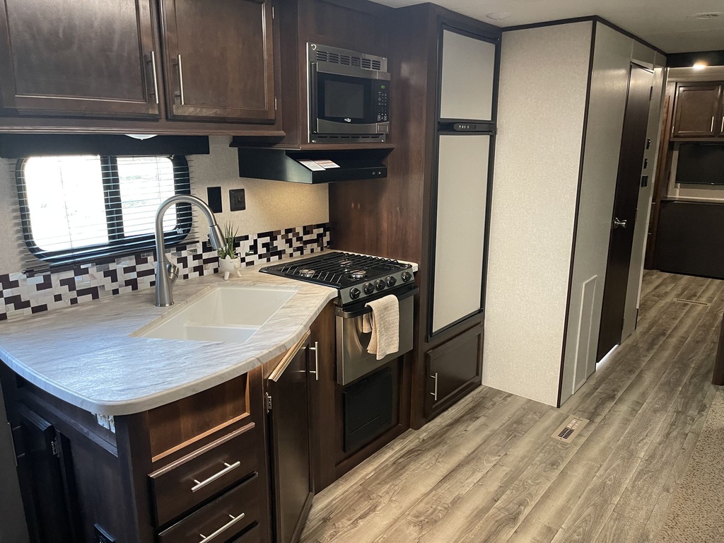 Photo 18 - 2019 Jayco Travel Trailer rental photo 20