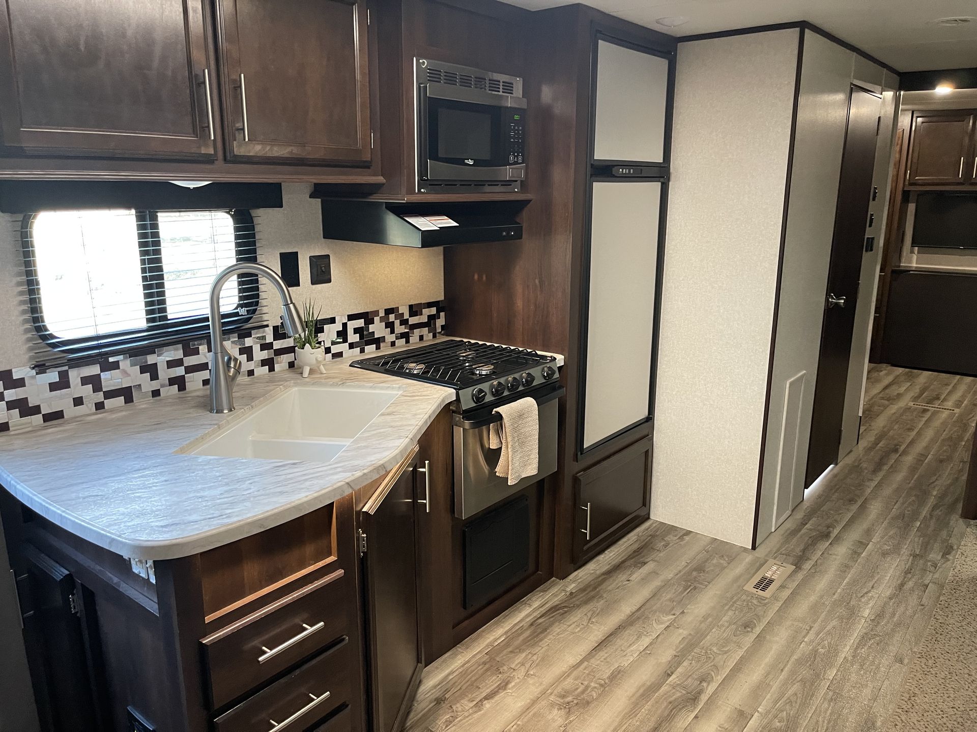 Photo 18 - 2019 Jayco Travel Trailer rental photo 20
