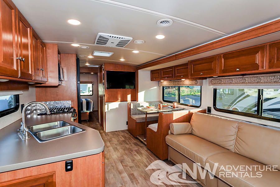 Photo 0 - 2018 Winnebago Class A Motorhome rental photo 12