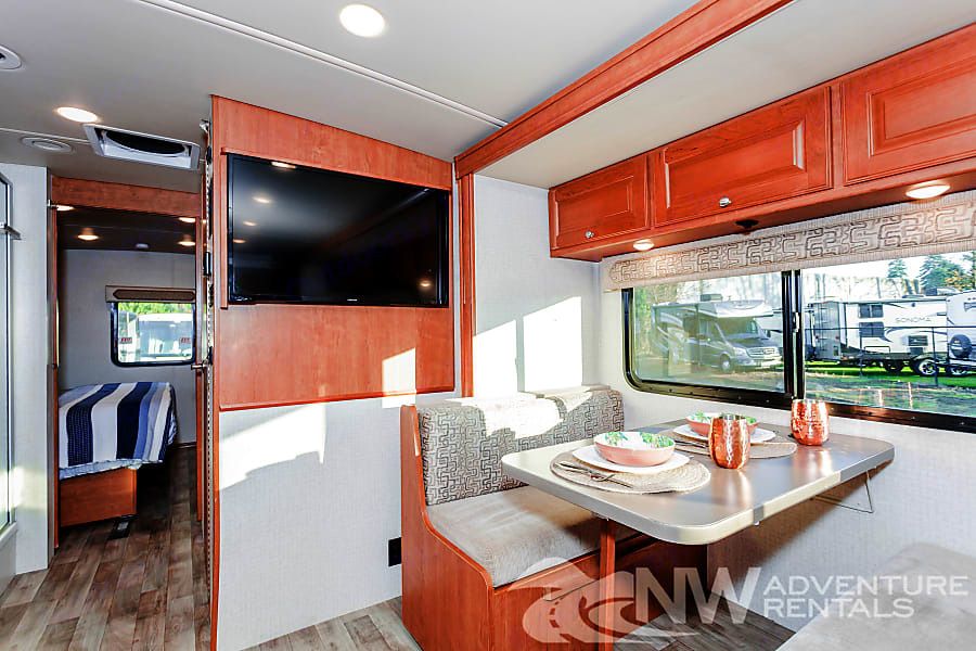 Photo 1 - 2018 Winnebago Class A Motorhome rental photo 16
