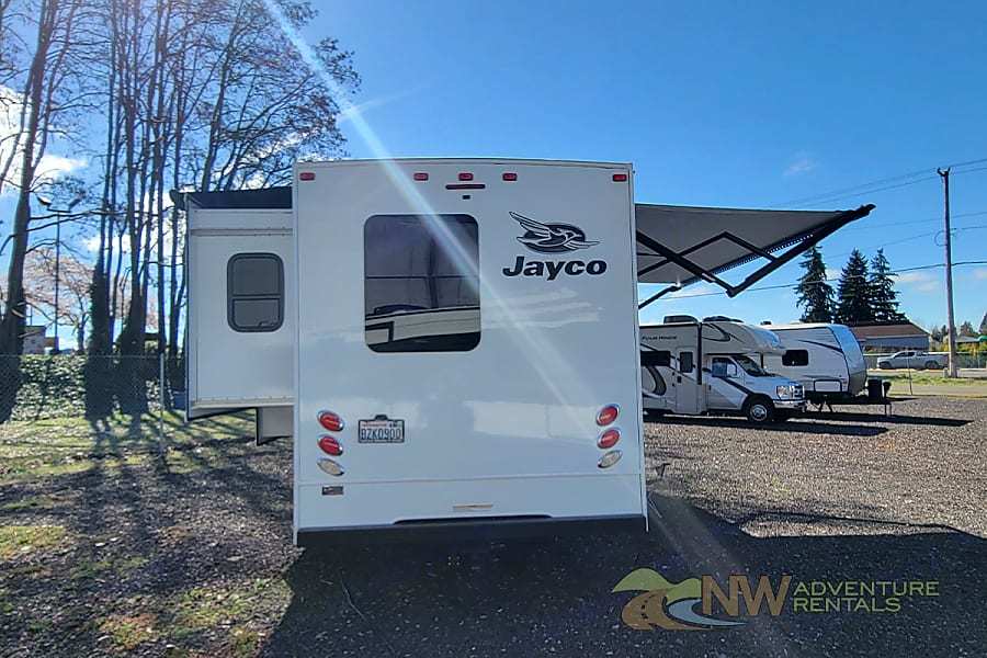 Photo 1 - 2021 Jayco Class C Motorhome rental photo 7