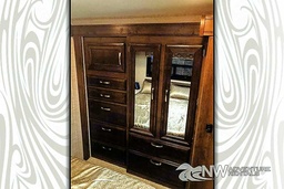 Photo 0 thumbnail 8