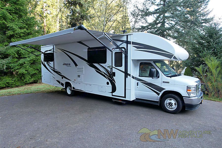 Photo 1 - 2021 Jayco Class C Motorhome rental photo 15