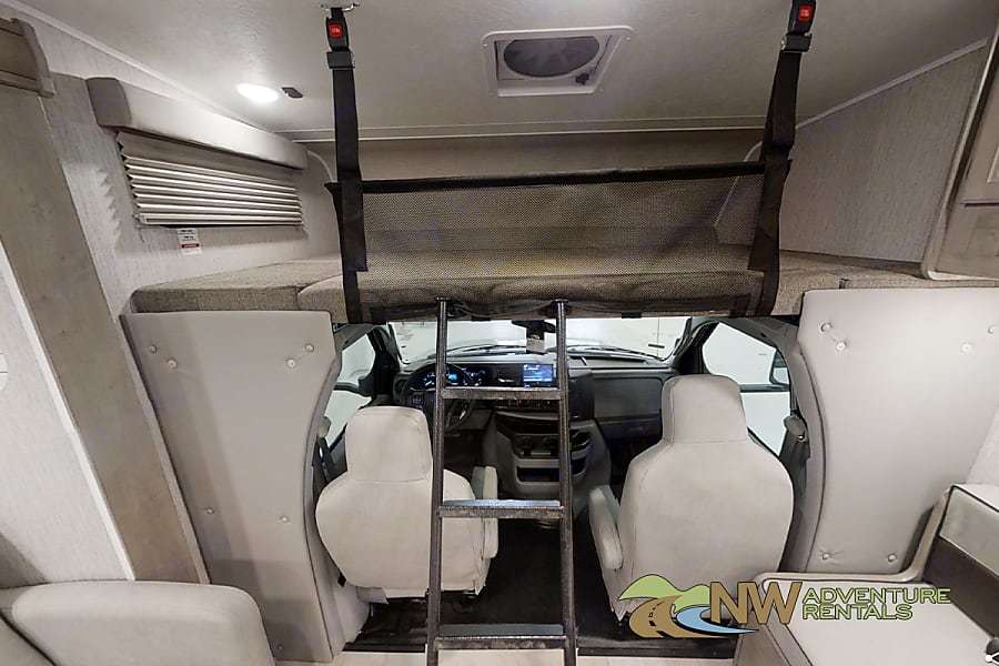 Photo 6 - 2021 Coachmen Class C Motorhome rental photo 8