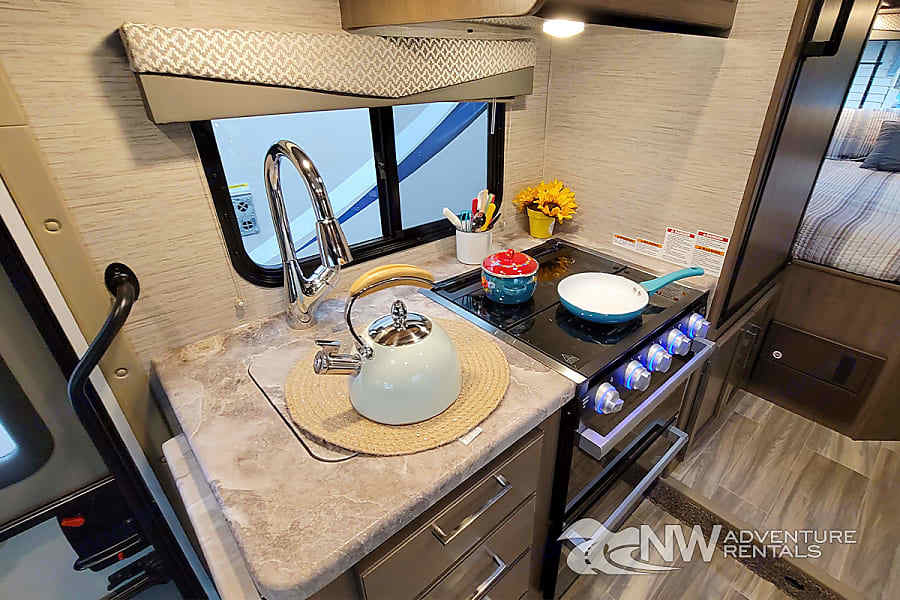 Photo 9 - 2021 Taxa Outdoors Class C Motorhome rental photo 11