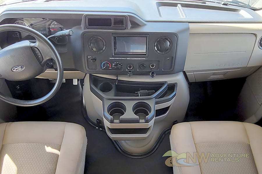 Photo 0 - 2020 Coachmen Class C Motorhome rental photo 3