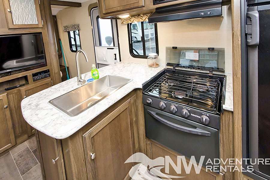 Photo 0 - 2019 Keystone Travel Trailer rental photo 9