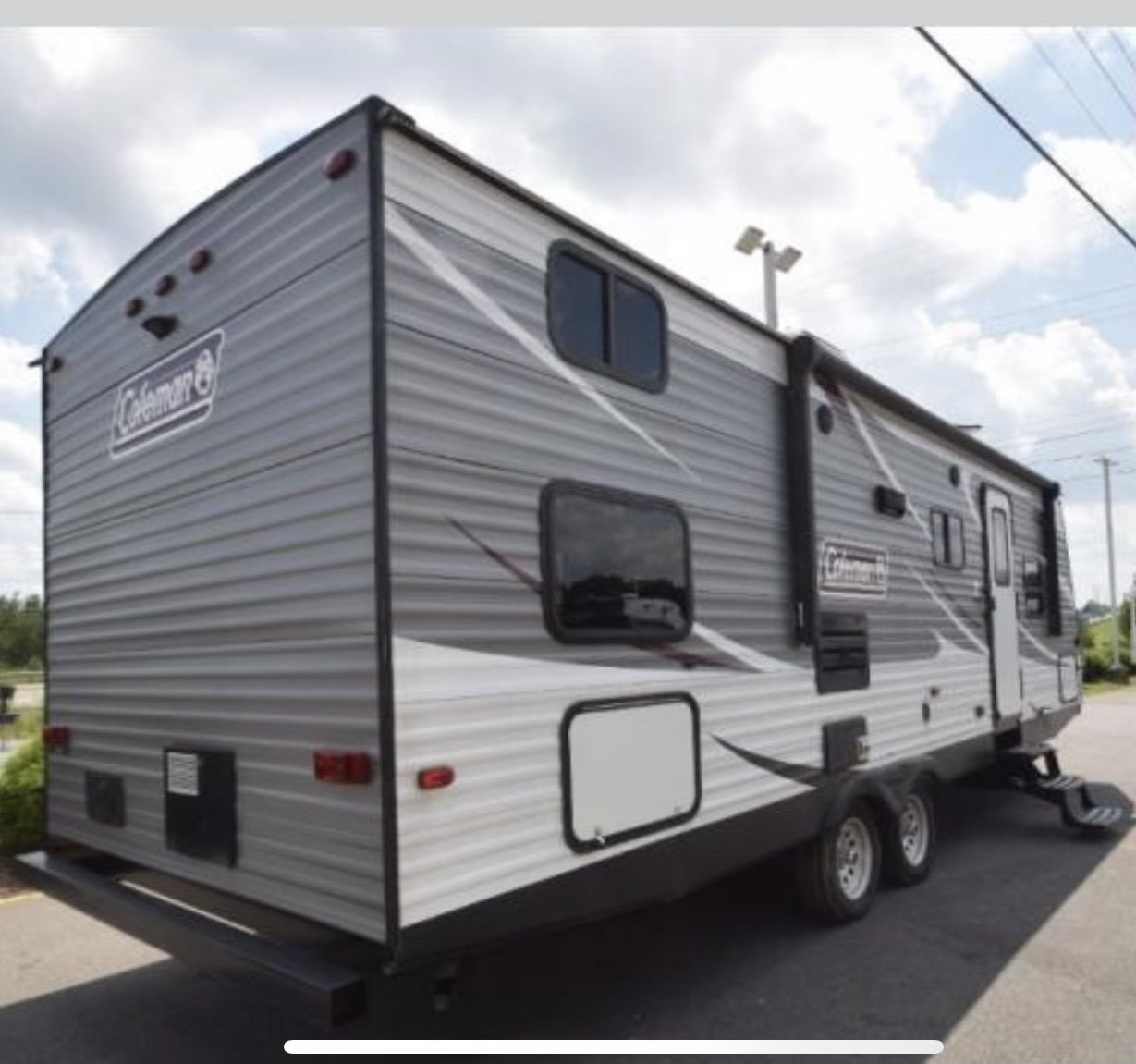 Photo 3 - 2018 Dutchman Travel Trailer rental photo 5