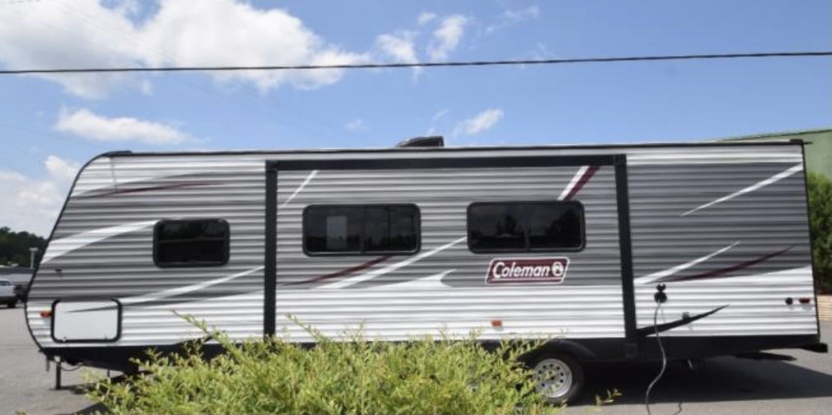 Photo 6 - 2018 Dutchman Travel Trailer rental photo 8