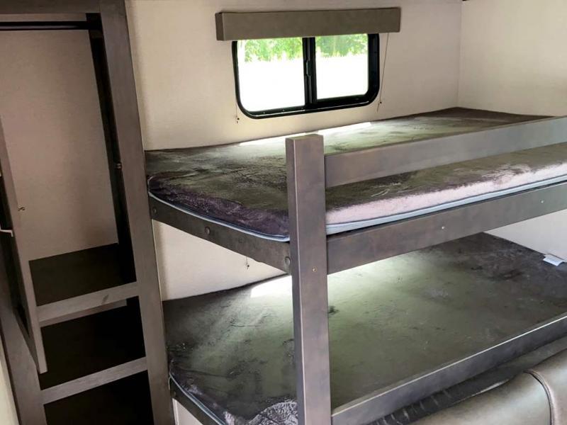Photo 6 - 2022 Grand Design Travel Trailer rental photo 8