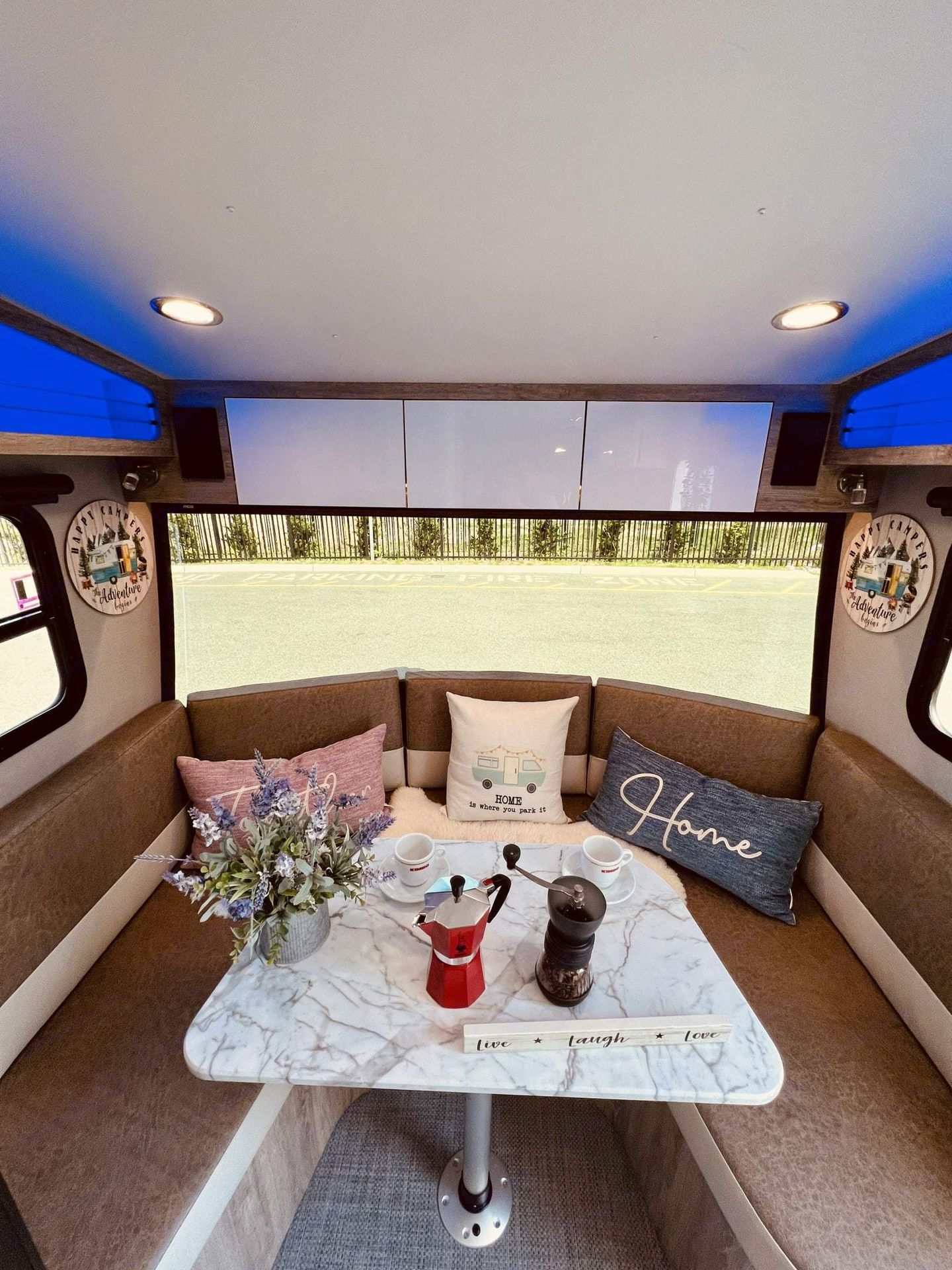 Photo 9 - 2022 Other Travel Trailer rental photo 13