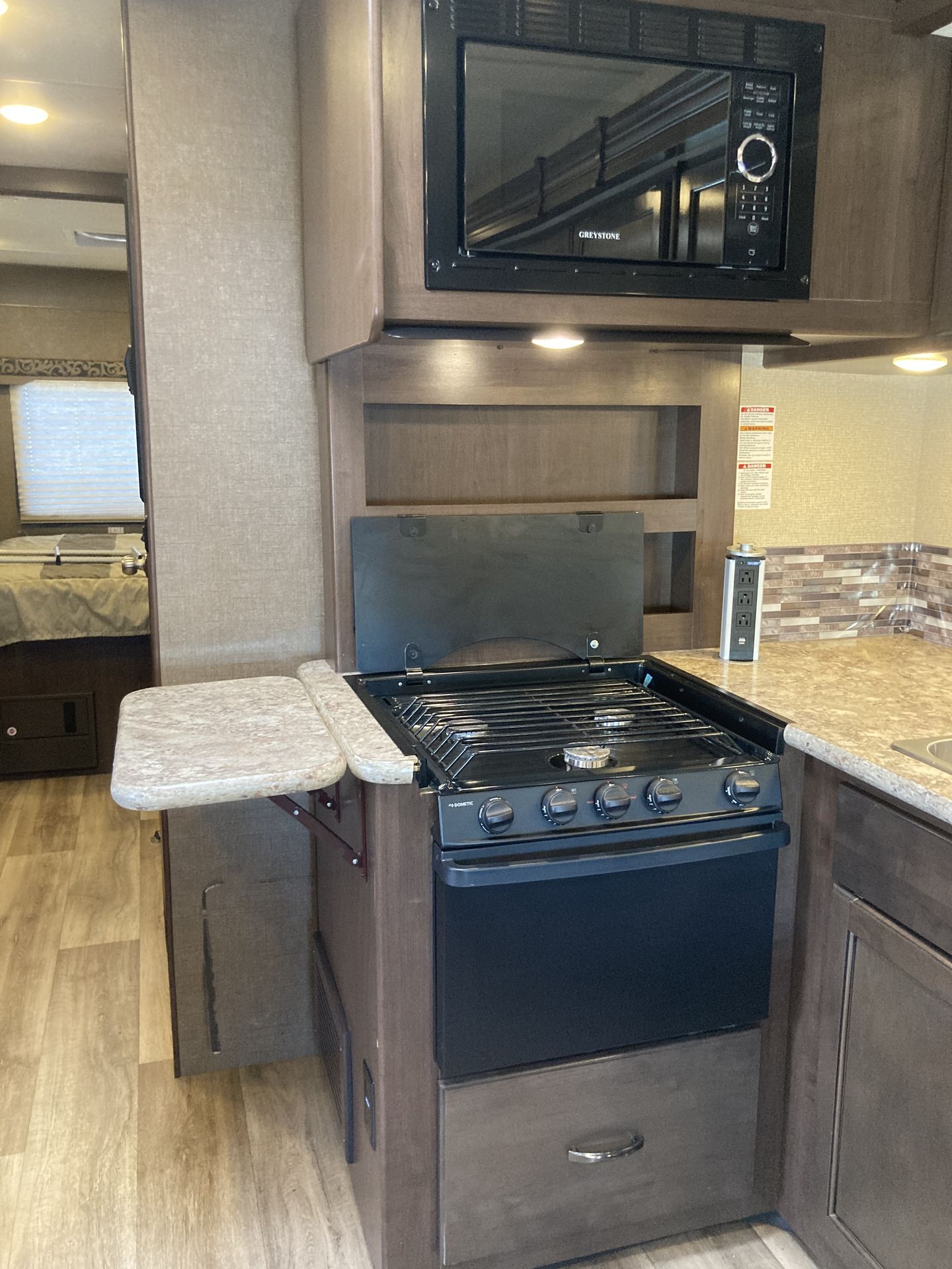 Photo 28 - 2018 Ford Class C Motorhome rental photo 30