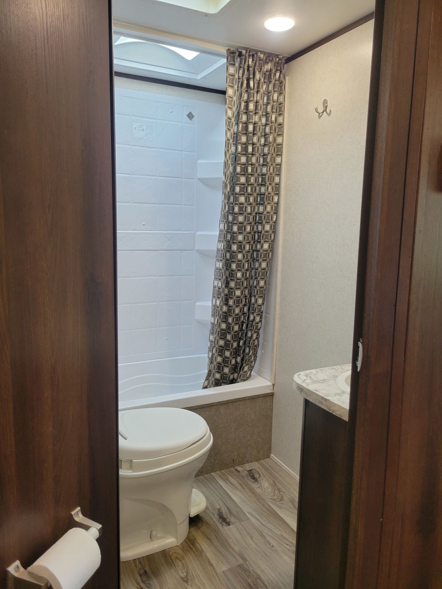Photo 2 - 2018 Jayco Travel Trailer rental photo 7