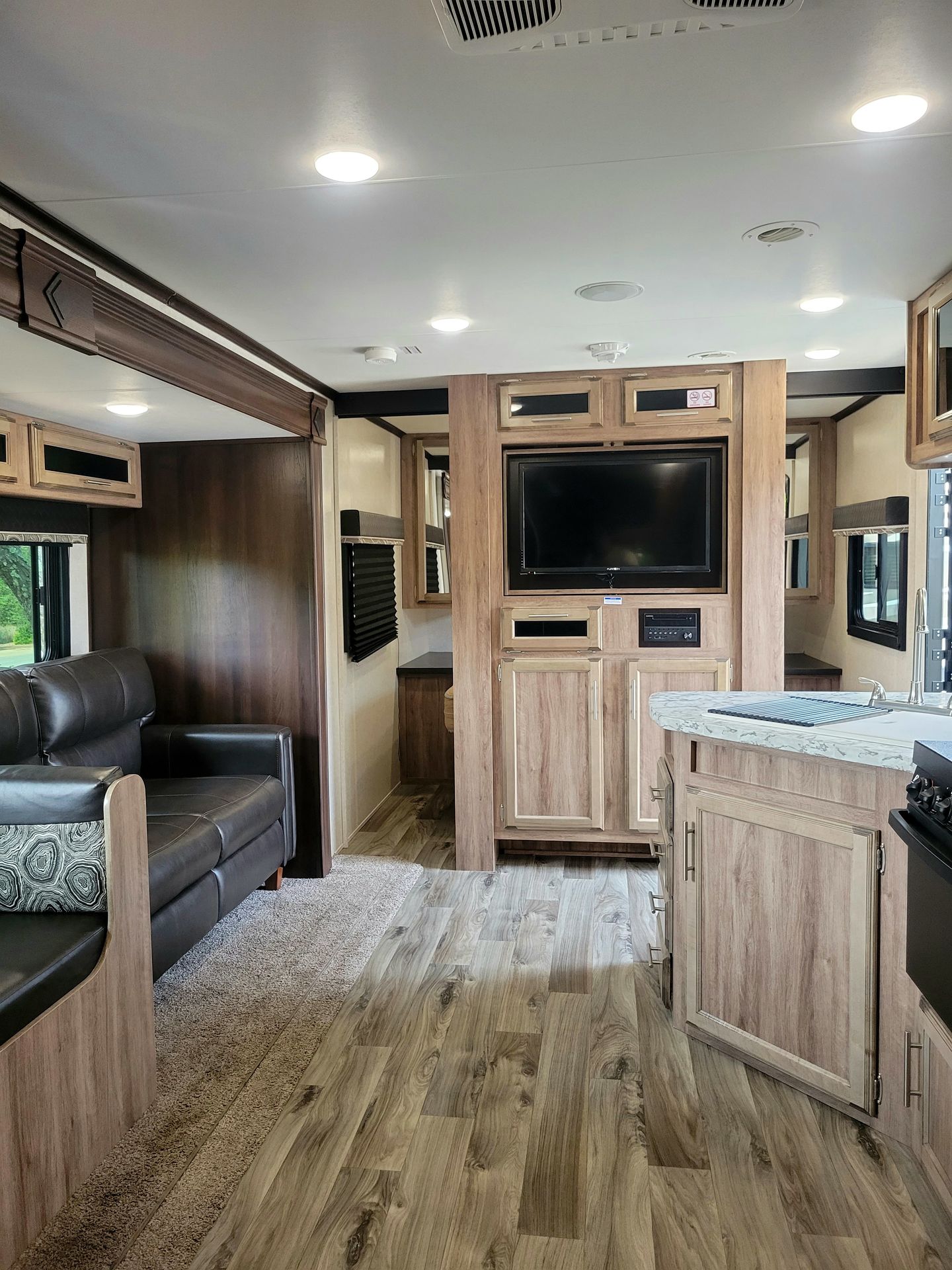 Photo 2 - 2018 Jayco Travel Trailer rental photo 11