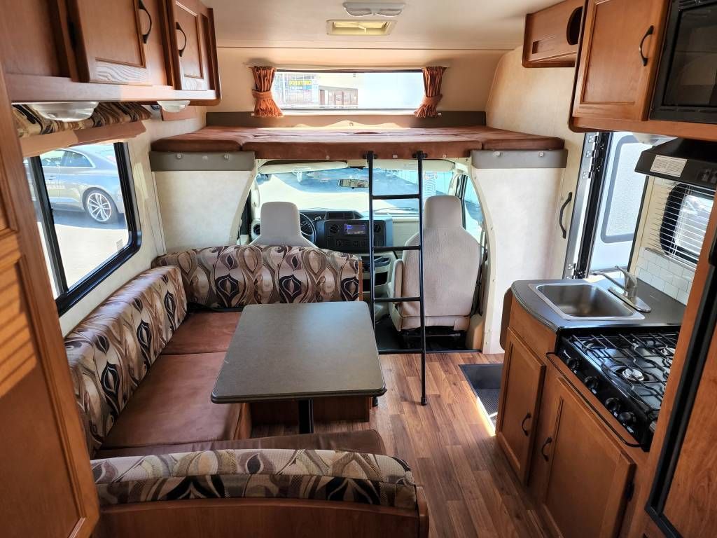 Photo 0 - 2011 Coachmen Class C Motorhome rental photo 5