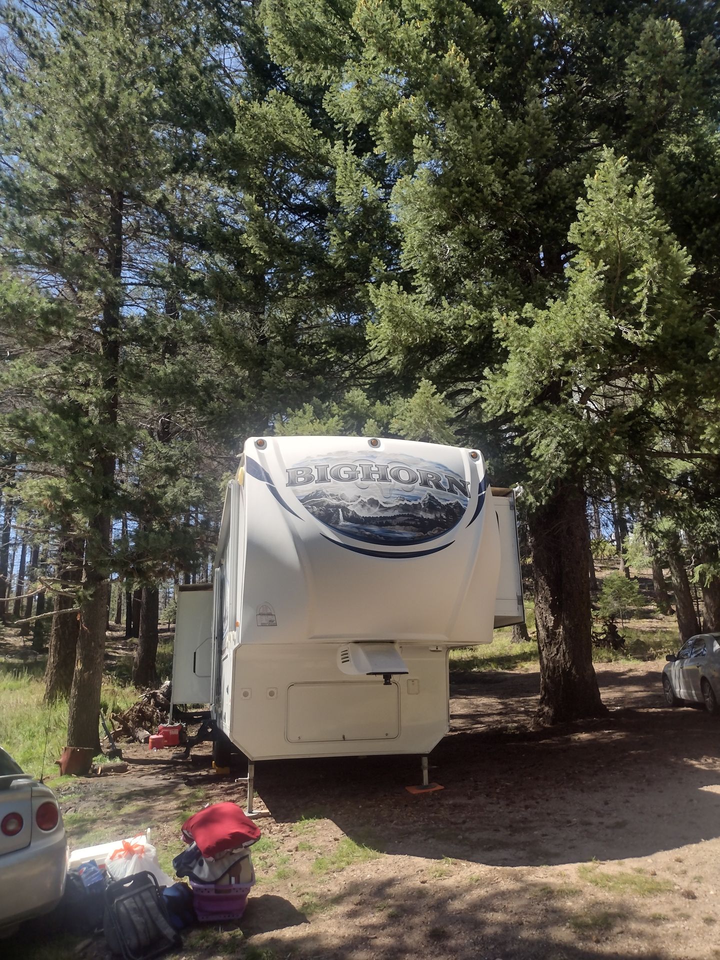 Photo 16 - 2011 Heartland Fifth Wheel rental photo 18