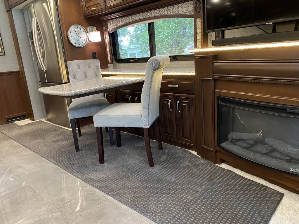 Photo 3 - 2016 Entegra Coach Class A Motorhome rental photo 7