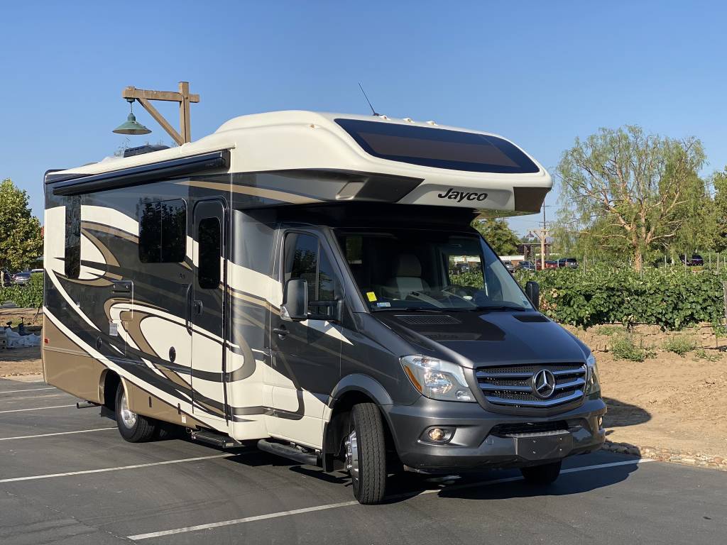 Photo 1 - 2020 Jayco Class C Motorhome rental photo 15