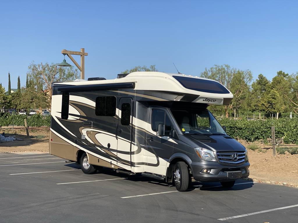 Photo 2 - 2020 Jayco Class C Motorhome rental photo 24