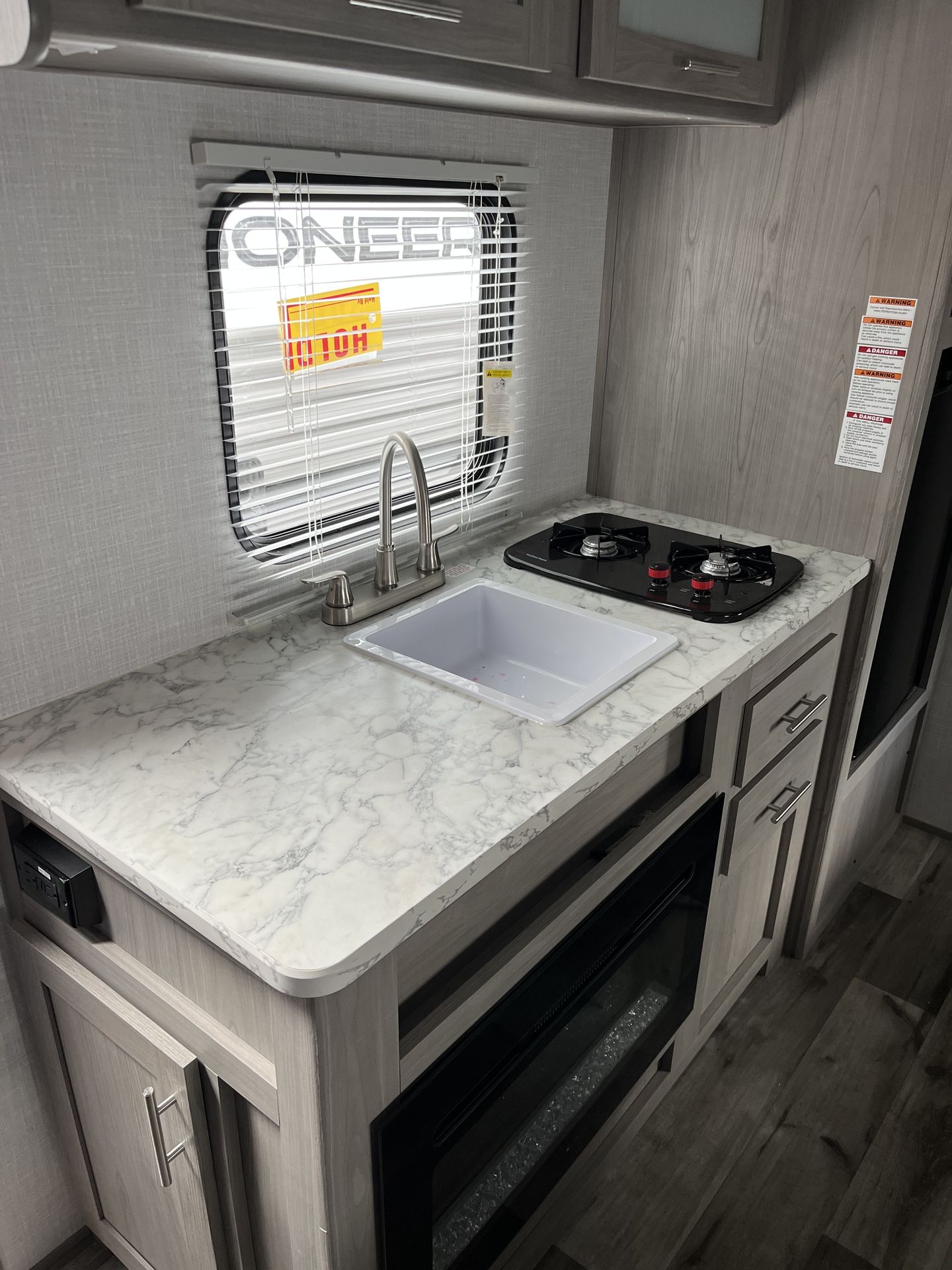 Photo 2 - 2022 Coleman Travel Trailer rental photo 4