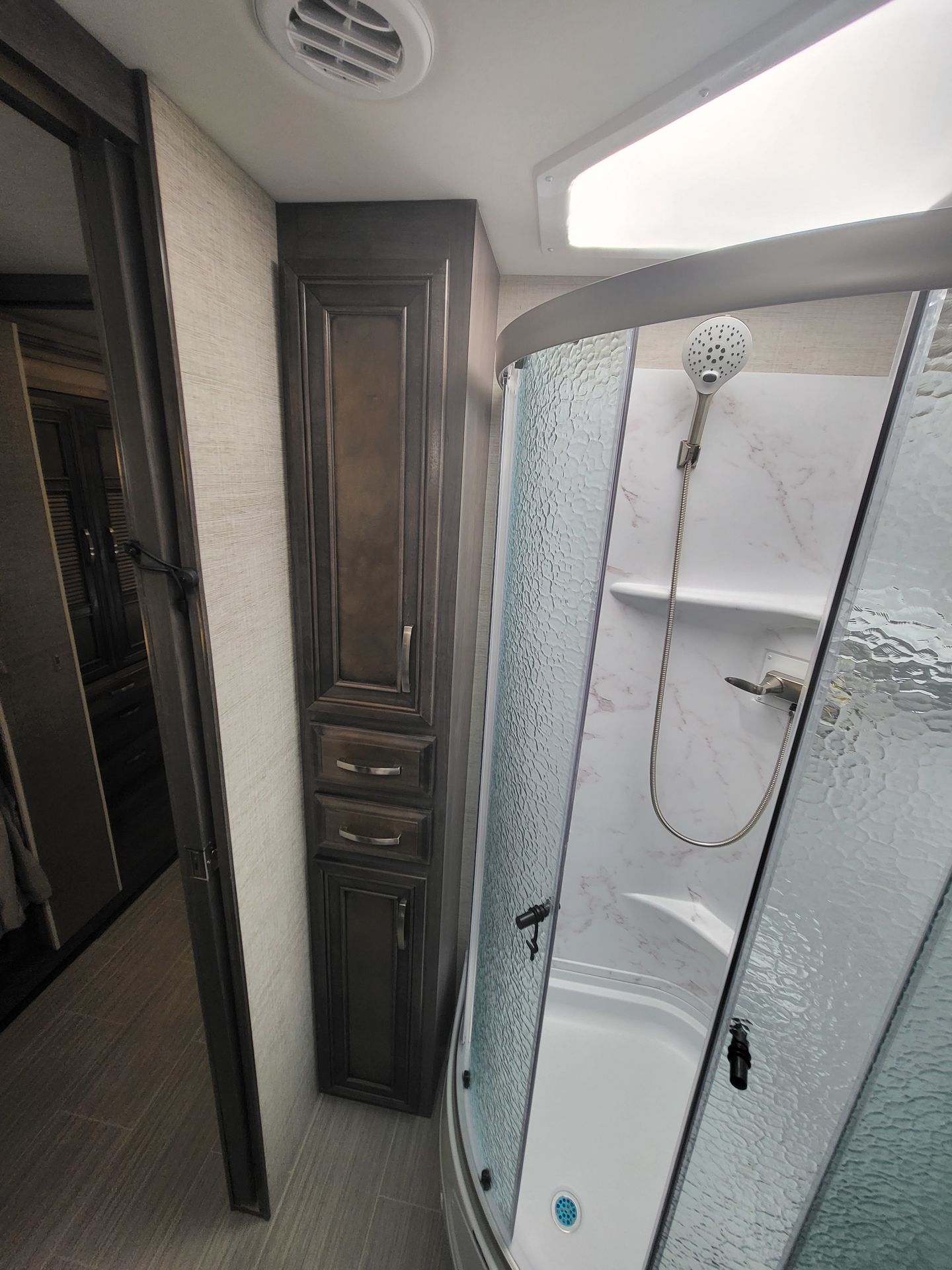 Photo 4 - 2025 Entegra Coach Class A Motorhome rental photo 19