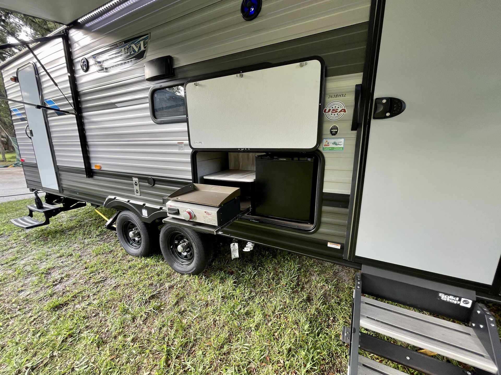 Photo 15 - 2021 Forest River Travel Trailer rental photo 17
