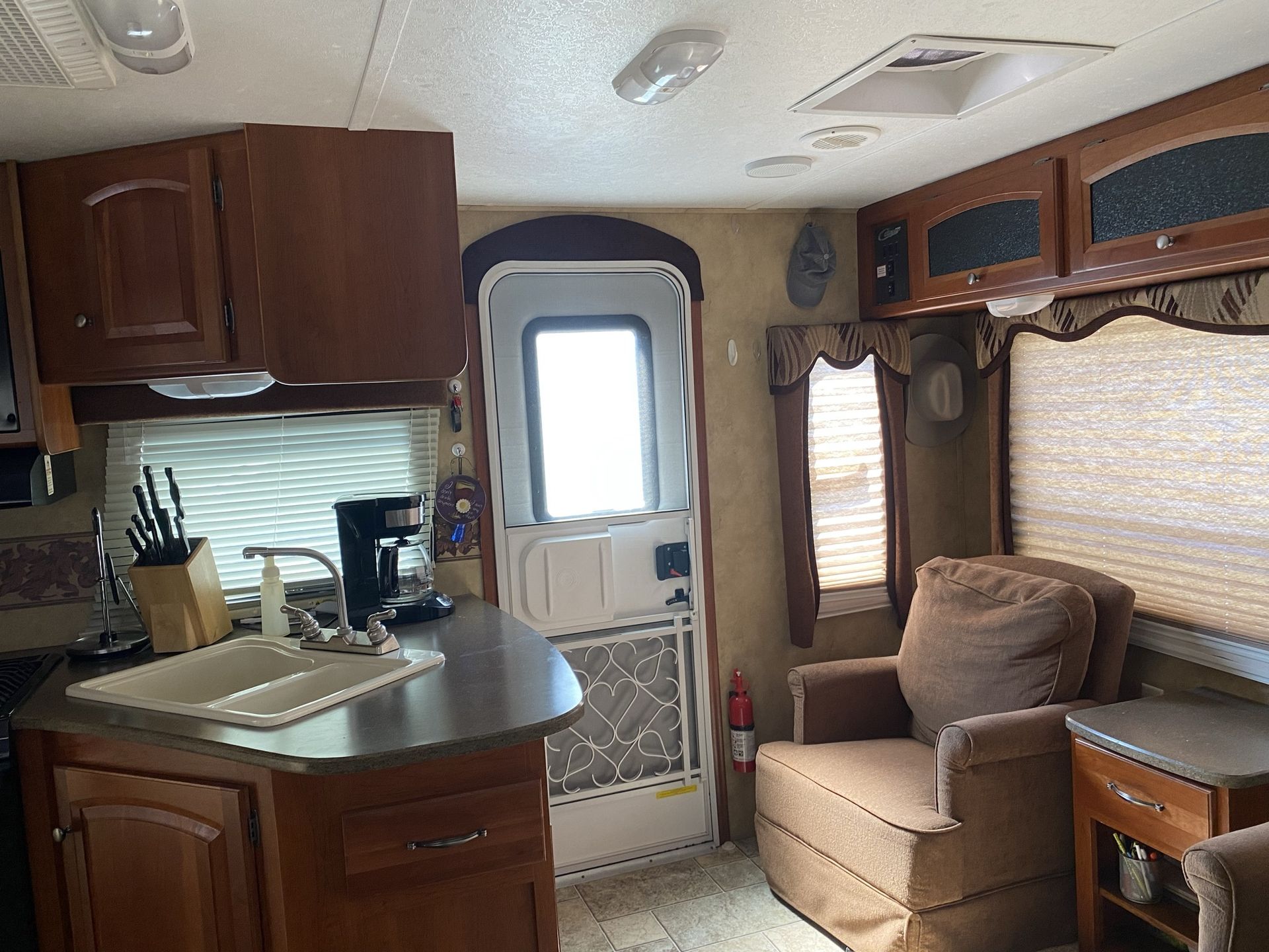 Photo 7 - 2010 Keystone Travel Trailer rental photo 9