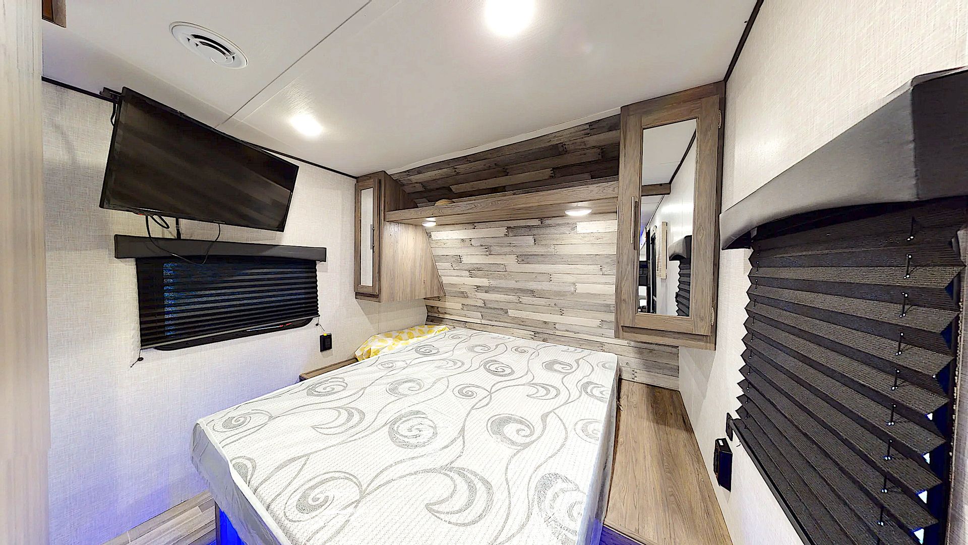 Photo 2 - 2022 Other Travel Trailer rental photo 6