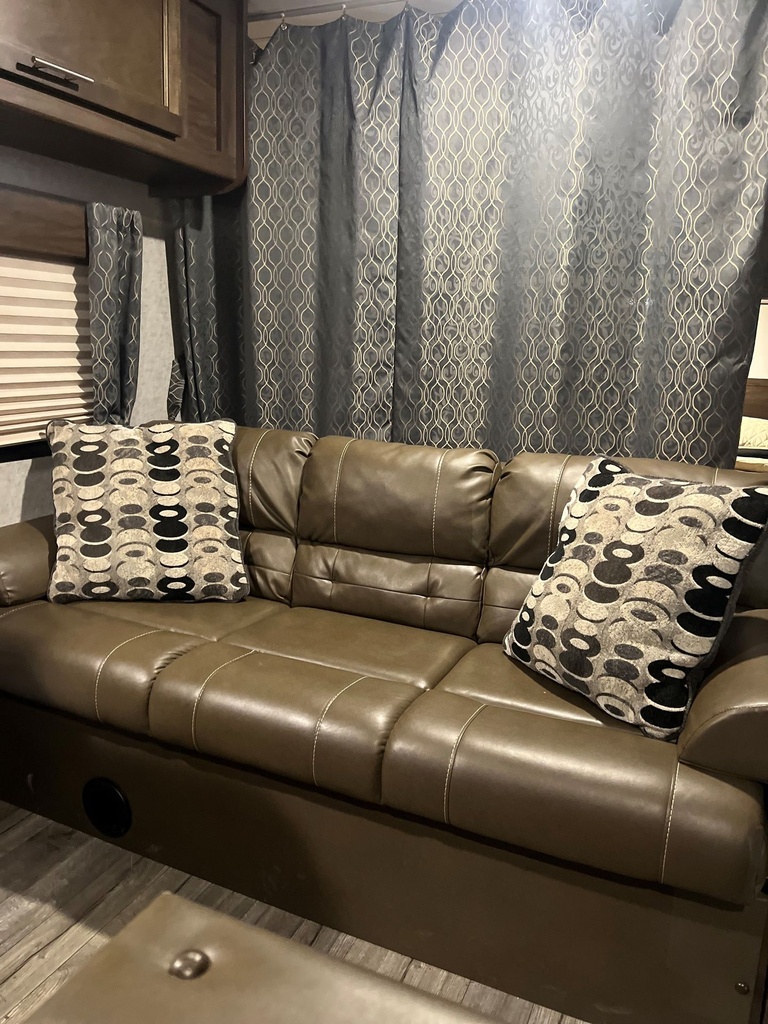 Photo 1 - 2018 Cherokee Travel Trailer rental photo 5