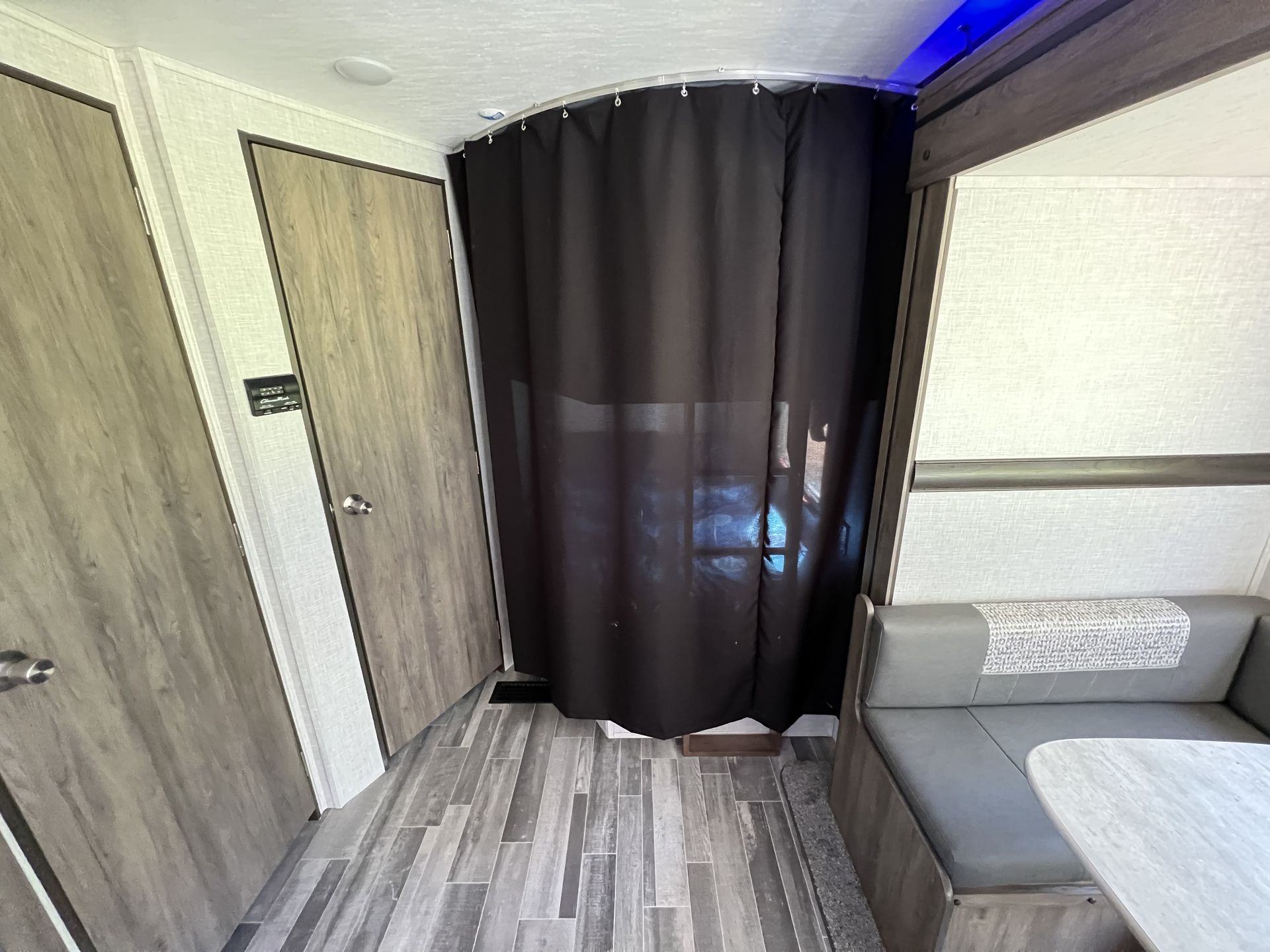 Photo 8 - 2022 Crossroads Travel Trailer rental photo 10