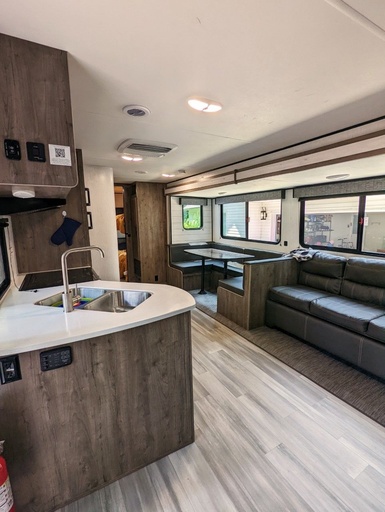 2022 Heartland Pioneer QB300 Travel Trailer for rent in Gainesville, GA
